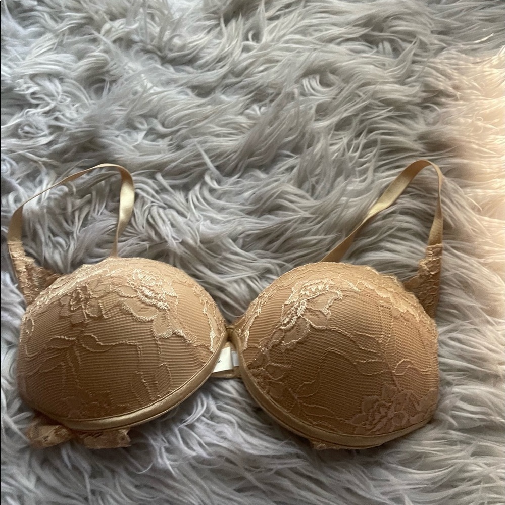 Fredricks of hollywood 34C bra